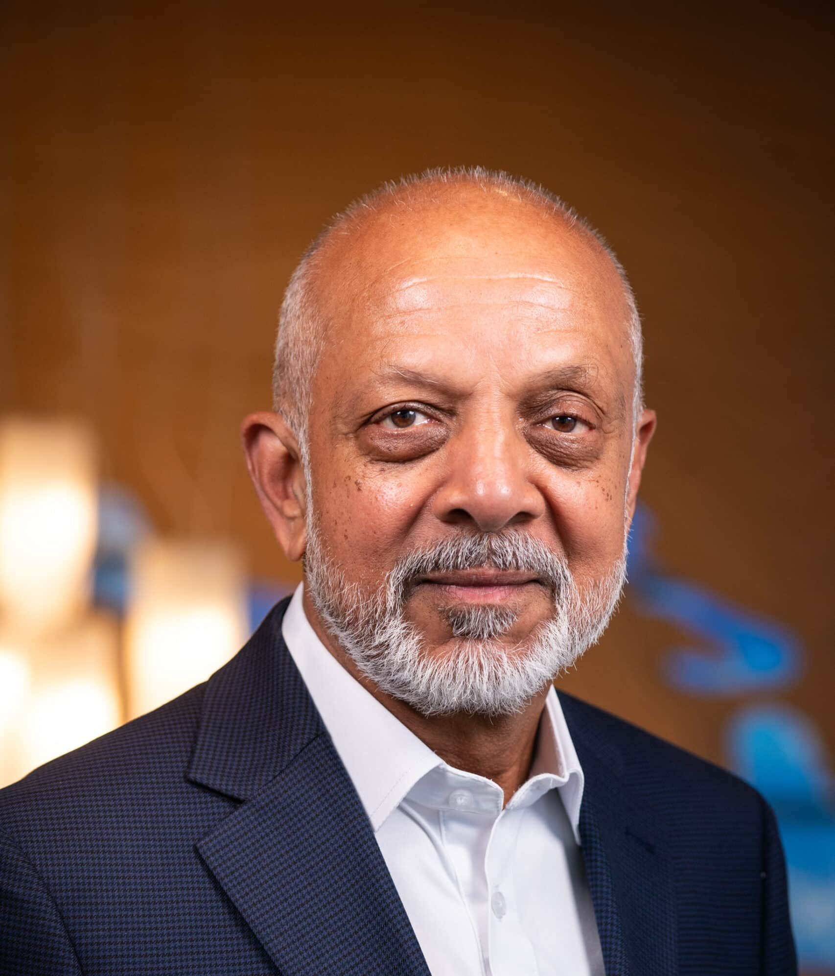 Naveen Rao - Headshot 2023