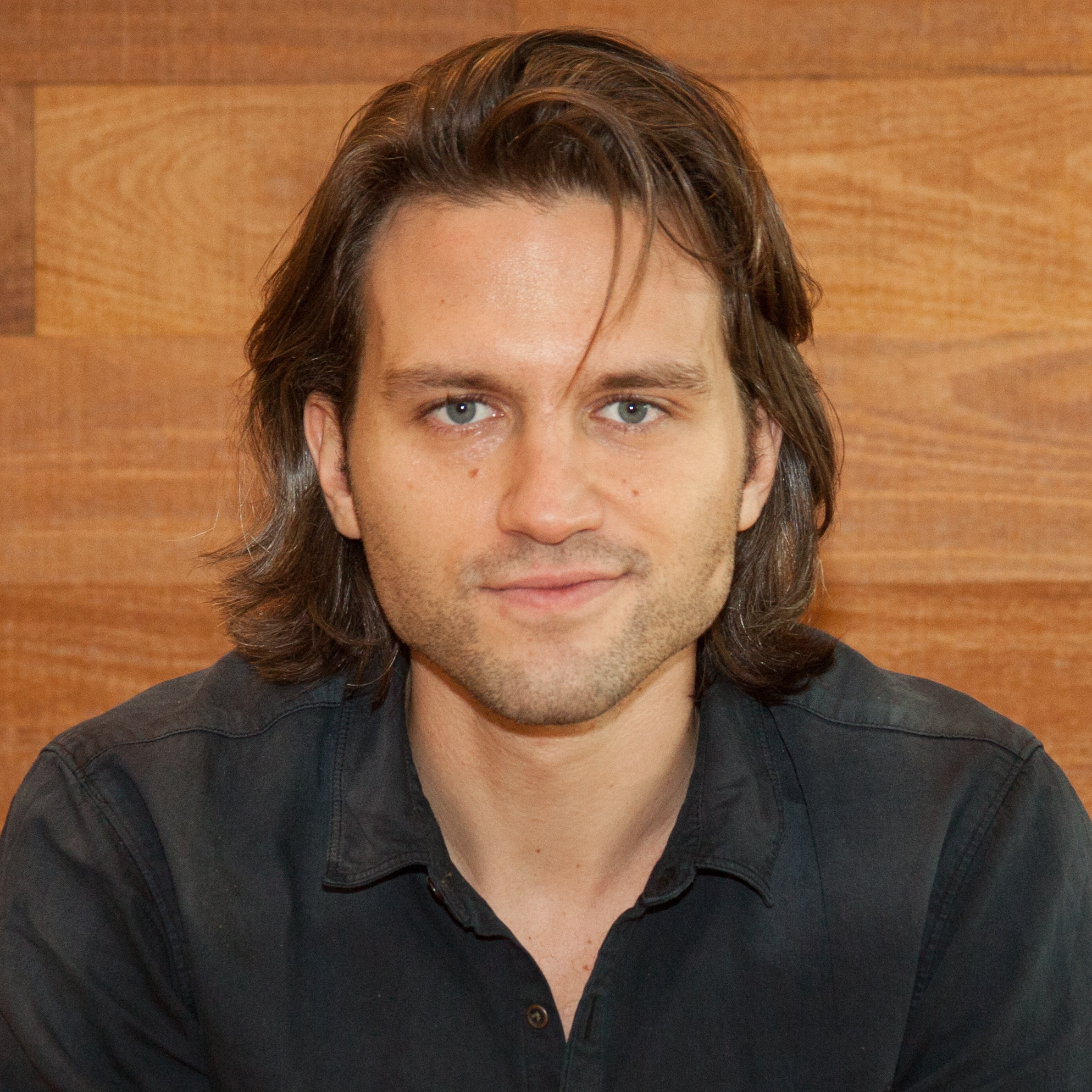 Peter Fernandez Mombak